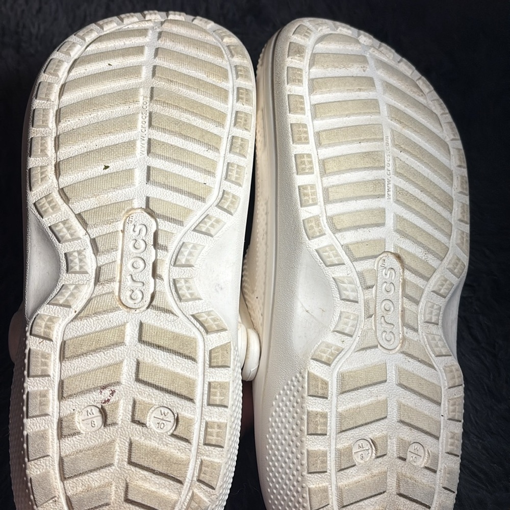 white crocs - Picture 4 of 4